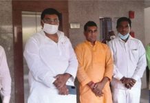 आरसीपी सिंह को बधाई देने पहुंचे उमेश सिंह कुशवाहा